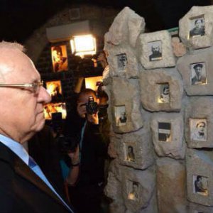 President Reuven Rivlin views an touching exhibit about Hebron's fallen heroes