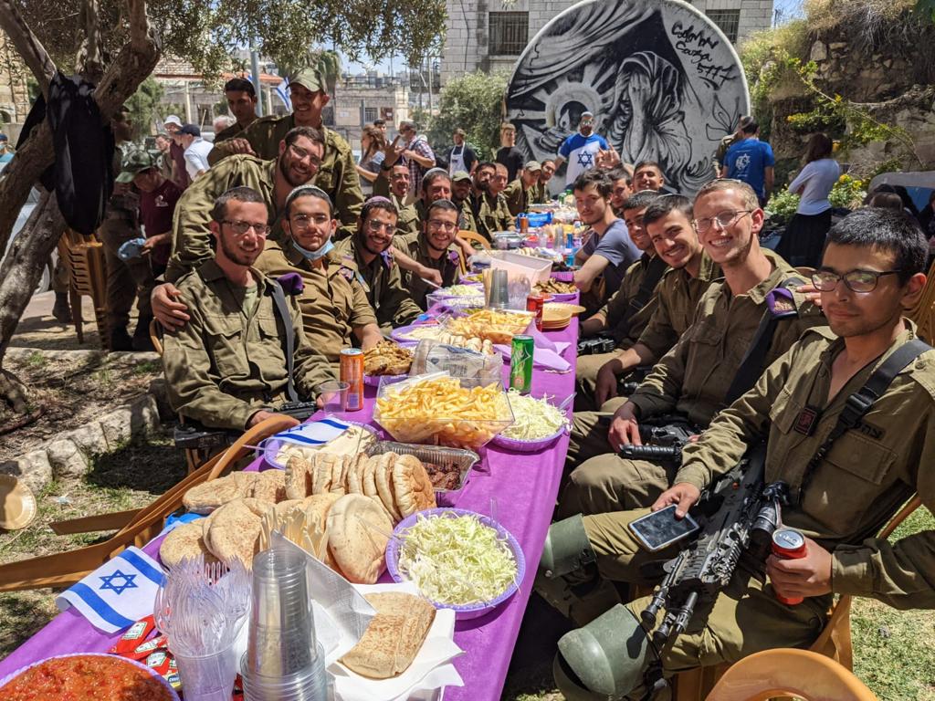 BBQ for Soldiers